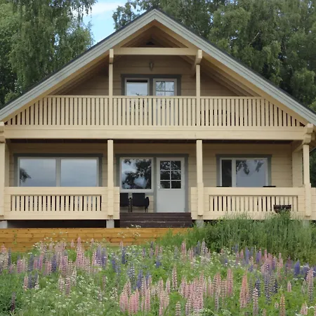 בית נופש Hjortoe & Stockhus *